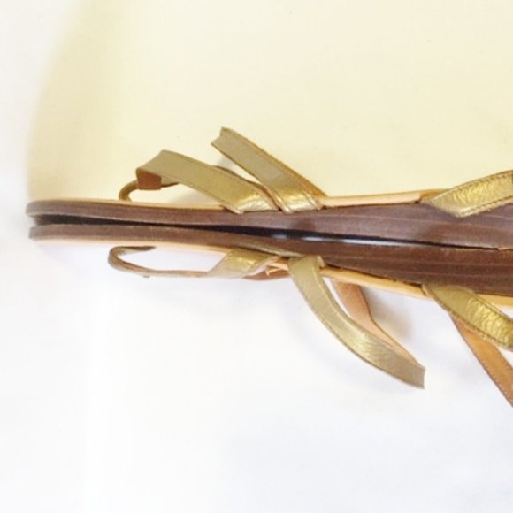 Ralph Lauren Gold Color Leather Thong Sandal - Picture 3 of 8